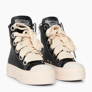 Women’s black leather sneakers